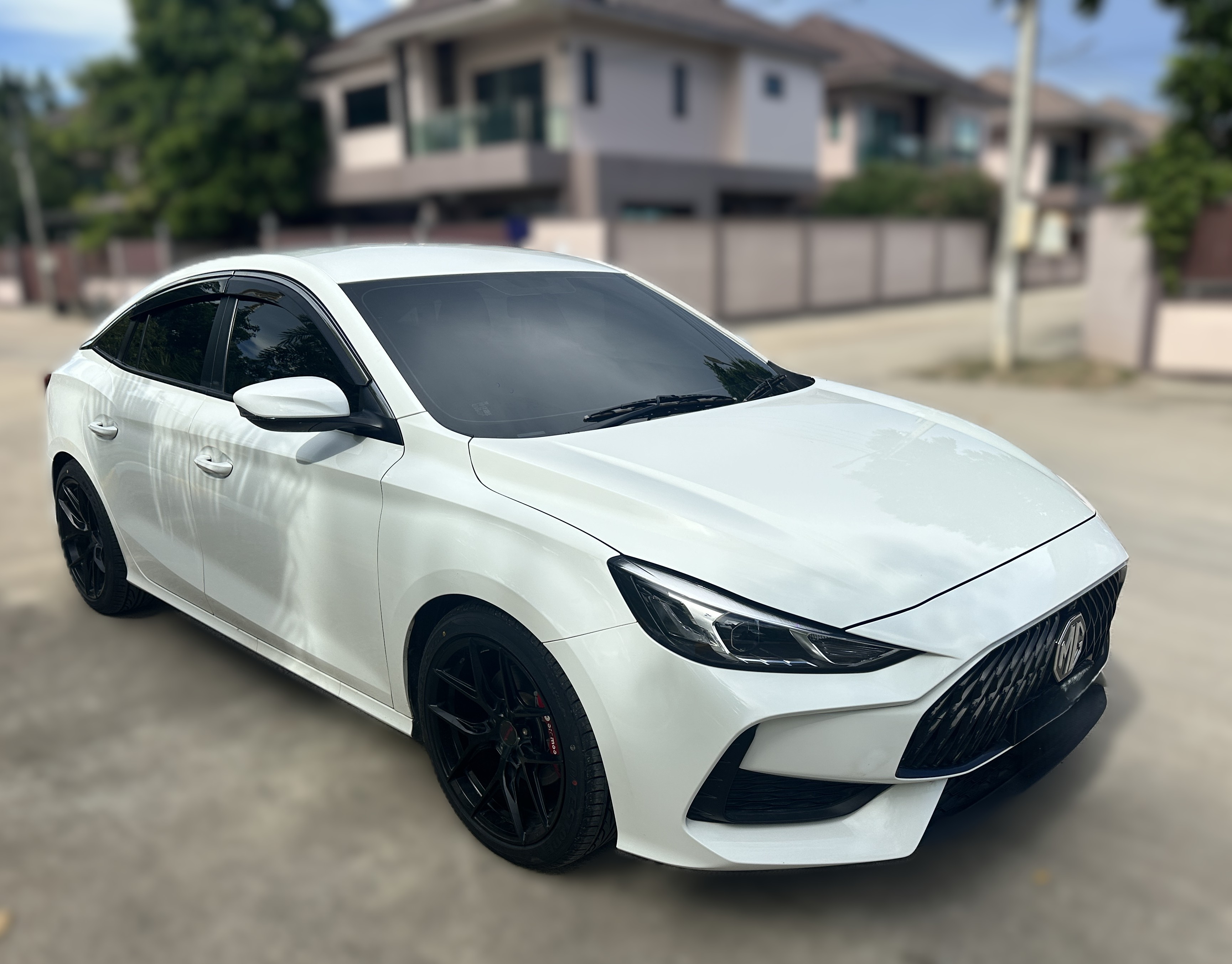 MG MG5